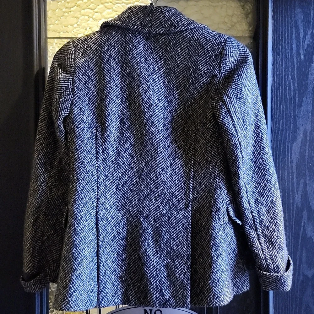 Moda International Coat - Picture 3 of 3